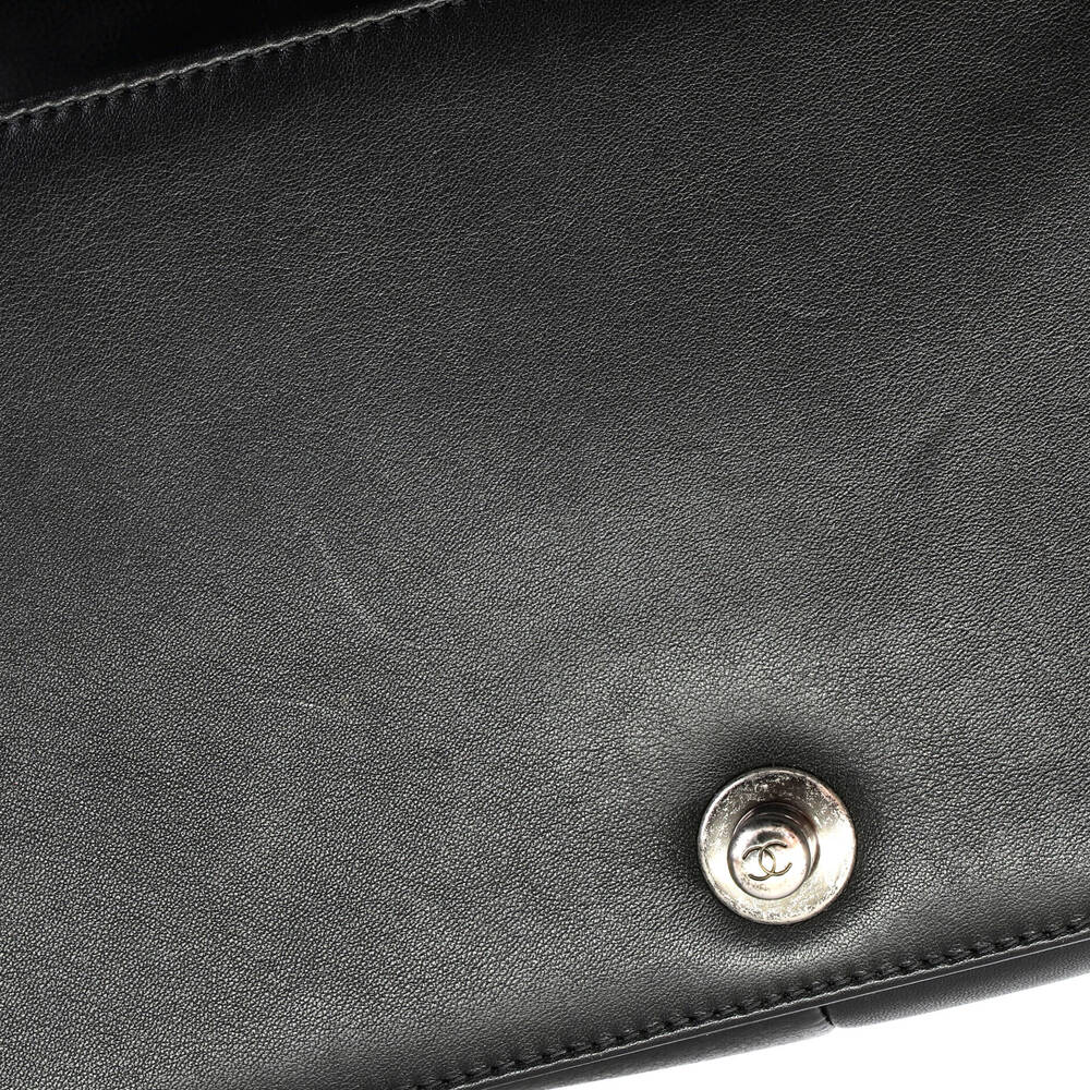 Chanel Boy Flap Bag Chevron Calfskin #260991C42B - Picture 6 of 8